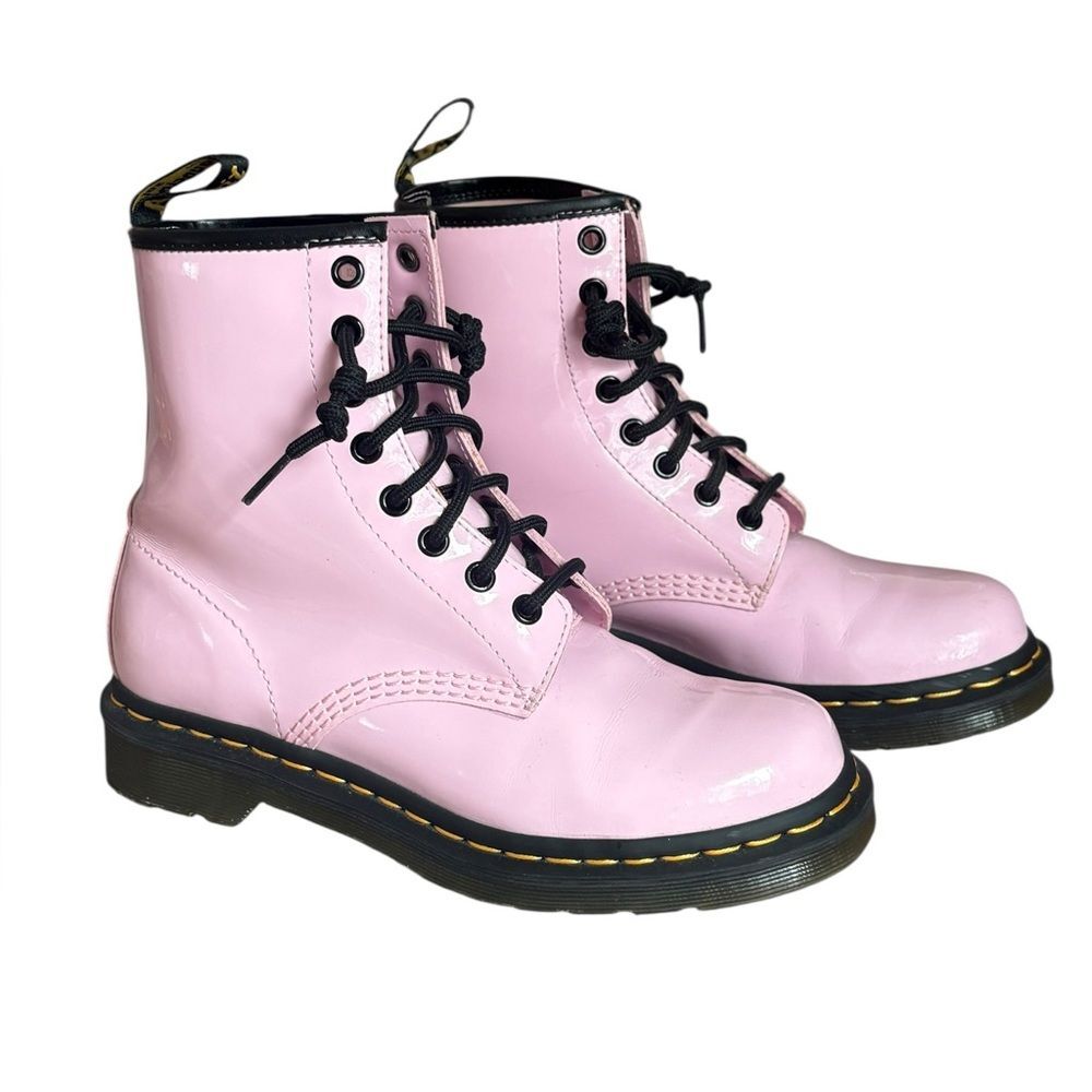 Dr Doc Martens 1460 Patent Leather Lace Up Combat Boots Womens Size 7 Pale Pink